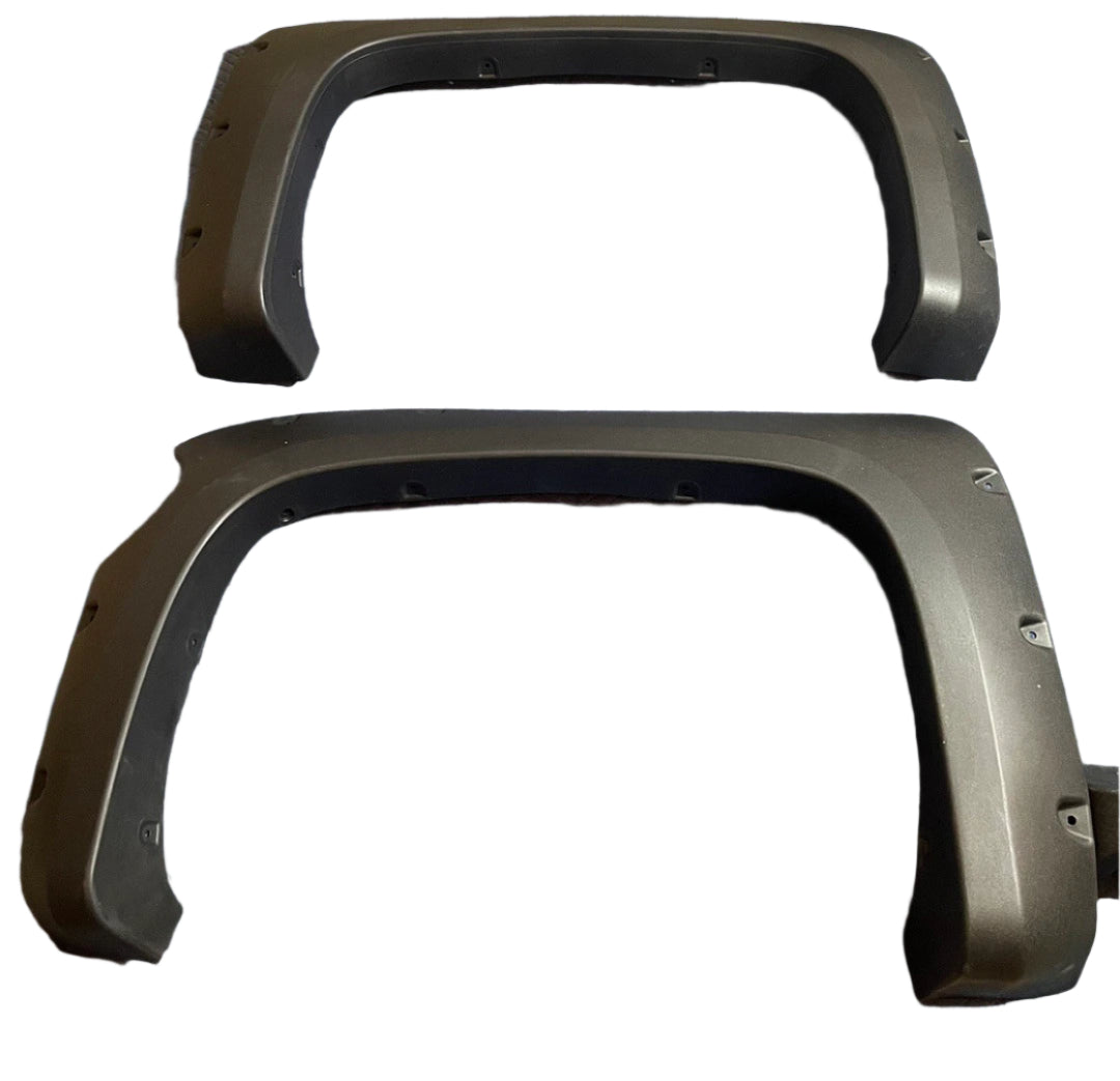 2007 to 2013 Chevrolet Silverado Short Bed Fender Flares with Rivets Polvaderas Remache Guardabarro