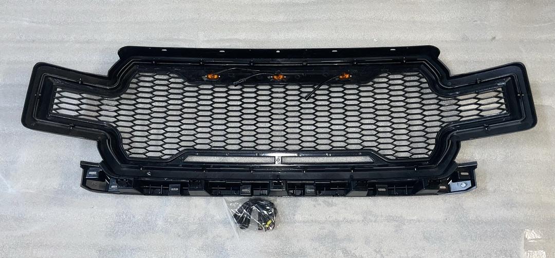 2018 and 2019 Ford F150 Metallic Grey Grille Parrilla Griz