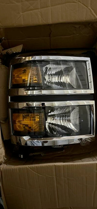 14-15 Chevy Silverado 1500 Factory Style Headlight Right Side Only