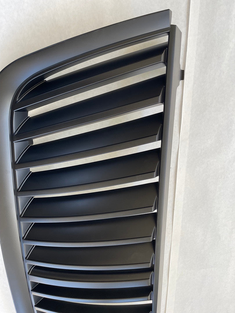 2003 to 2006 Ford Expedition Black Grille Parrilla Negra
