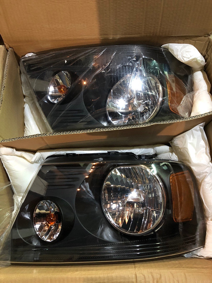 04-08 Ford F-150 black housing amber Headlights