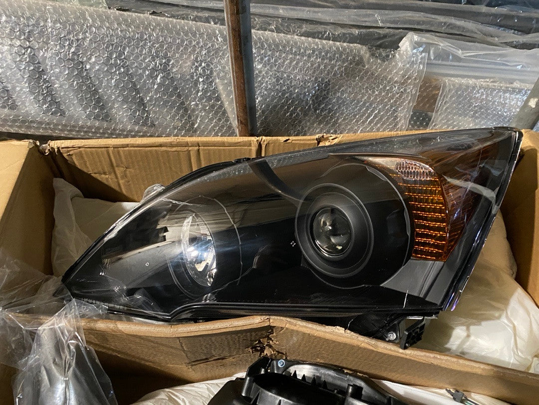 HL-HPL-HCRC07-BK-AM 07-11 Honda CR-V black housing and amber Projector Headlights