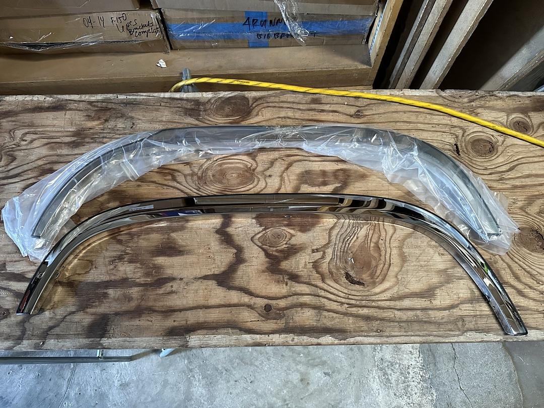 95-98 CHEVY TAHOE 4 DOOR