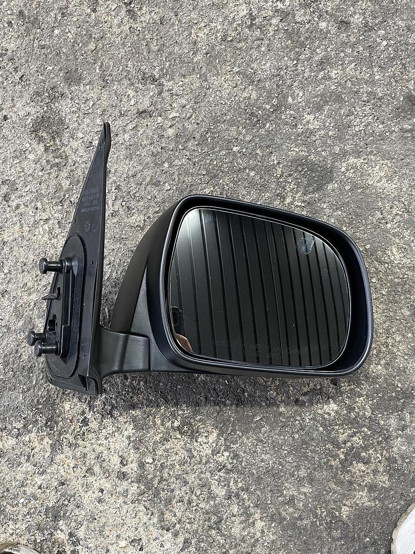 Factory Style Manual Passenger/Right Side View Door Mirror Compatible with 05-11 Toyota Tacoma