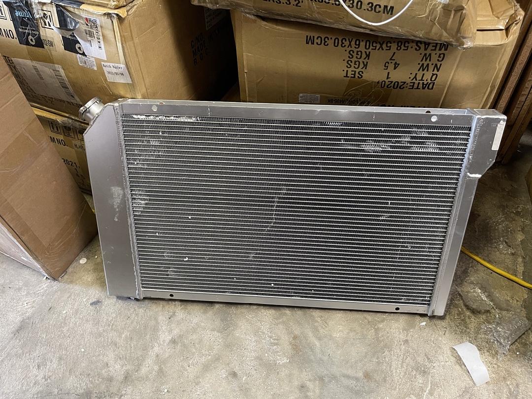 AS IS RA-CCV877 77-82 CHEVY CORVETTE V8 MANUAL TRANSMISSION ONLY 3 ROW FULL ALUMINUM RADIATOR
