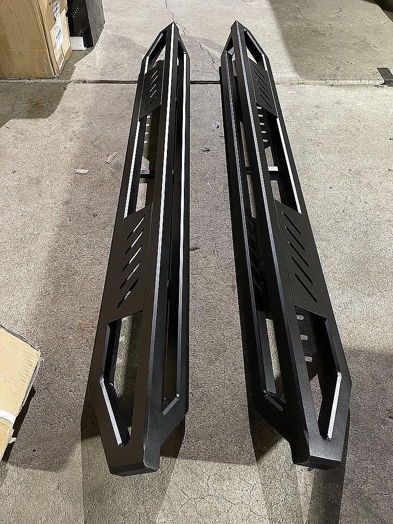 05-23 Toyota Tacoma Extended Cab Black Running Boards