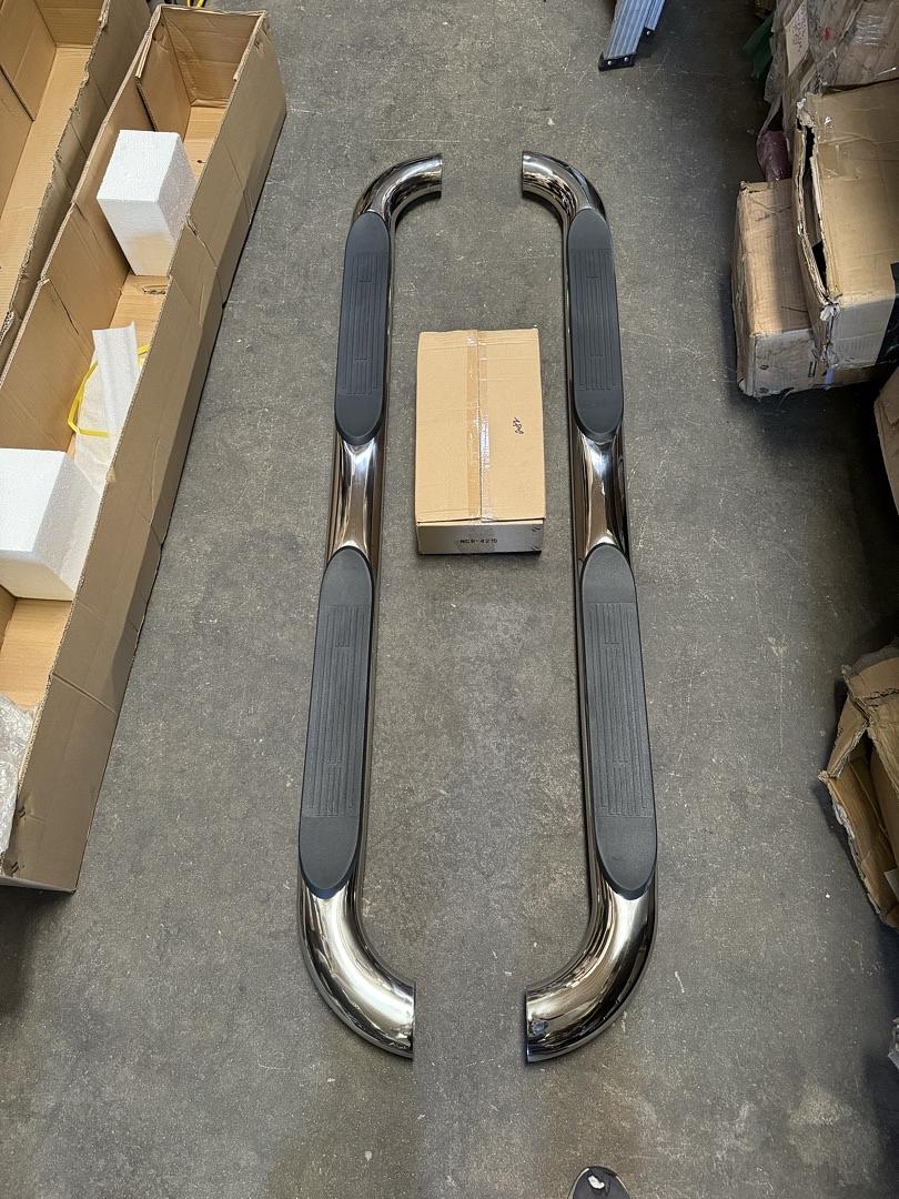2009 to 2018 Dodge Ram 4 inch nerf bar chrome Bully