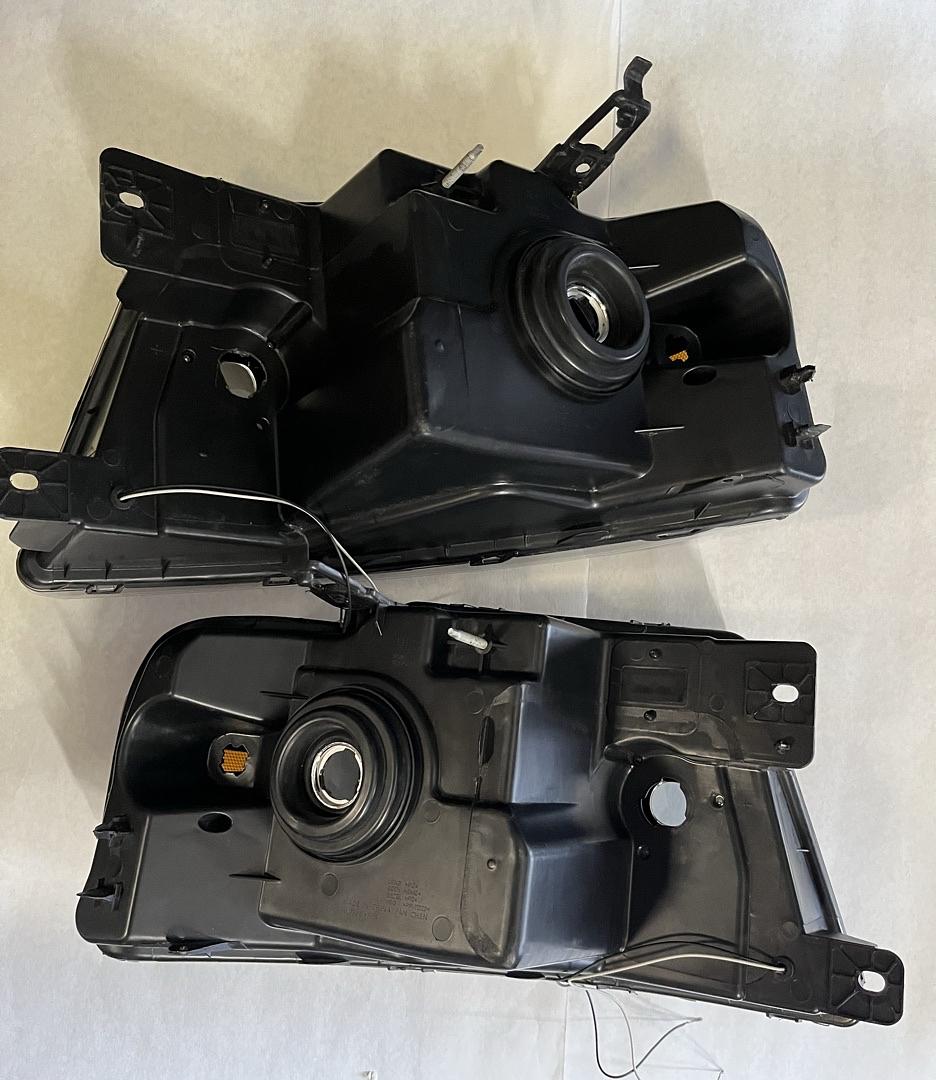 04-08 Ford F150 (open box As Is)