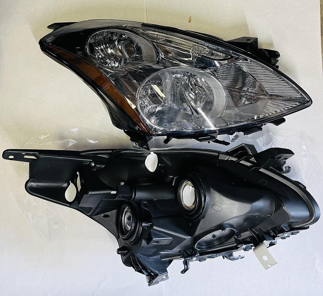 DNA Motoring HL-OH-NA10-SM-AM For 2010 to 2012 Nissan Altima Sedan Pair Smoked Housing Amber Side Front Driving Headlight Headlamps