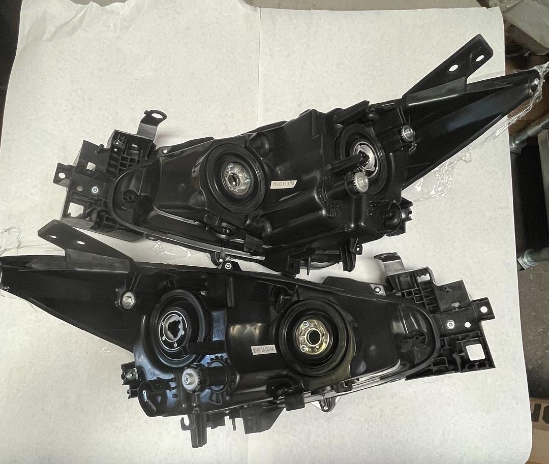 Ob HL-OH-MM314-BK-CL1 Projector Headlight 14-16 Mazda 3 Black Housing Clear Headlights