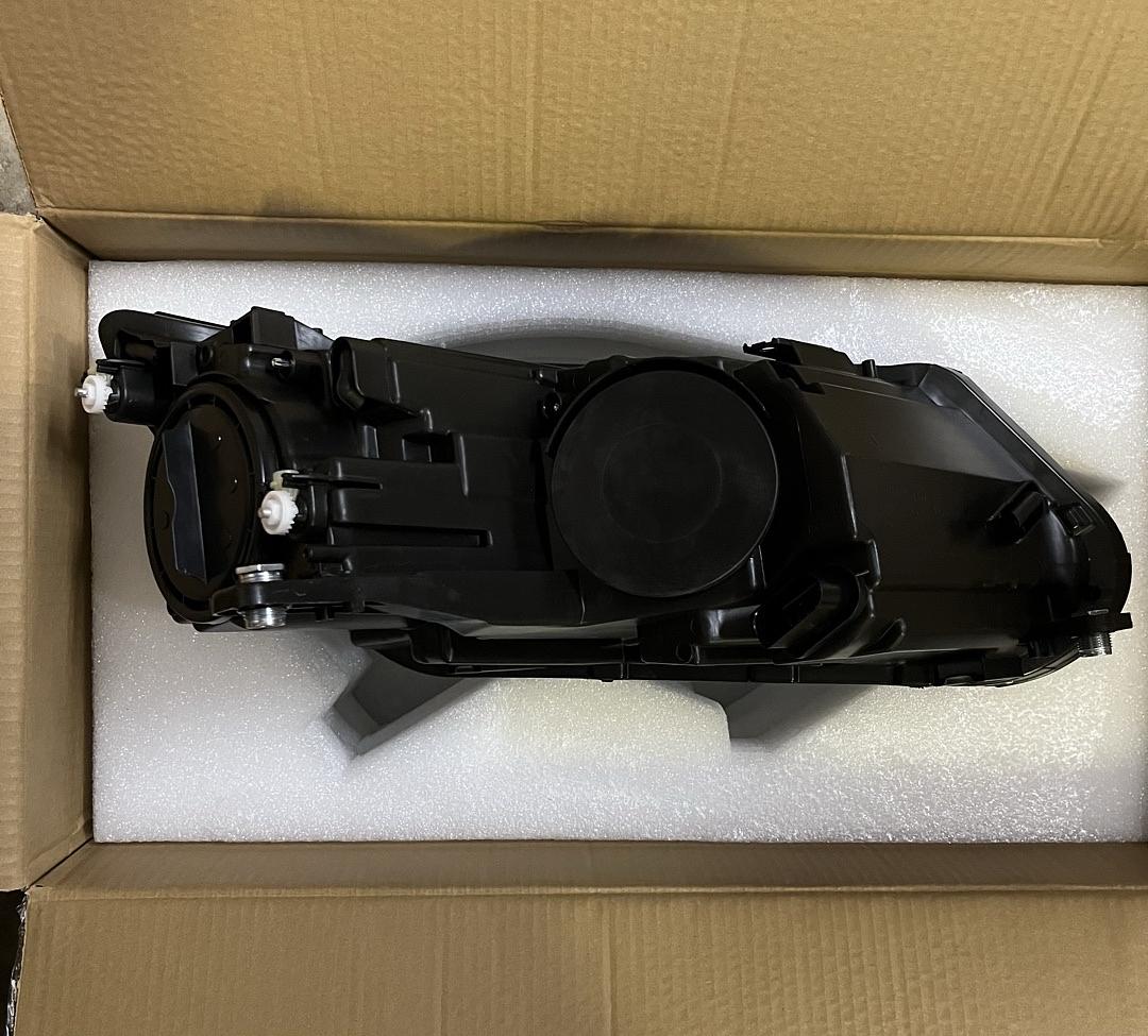 12-17 Volkswagen Tiguan (Left Side) Headlight