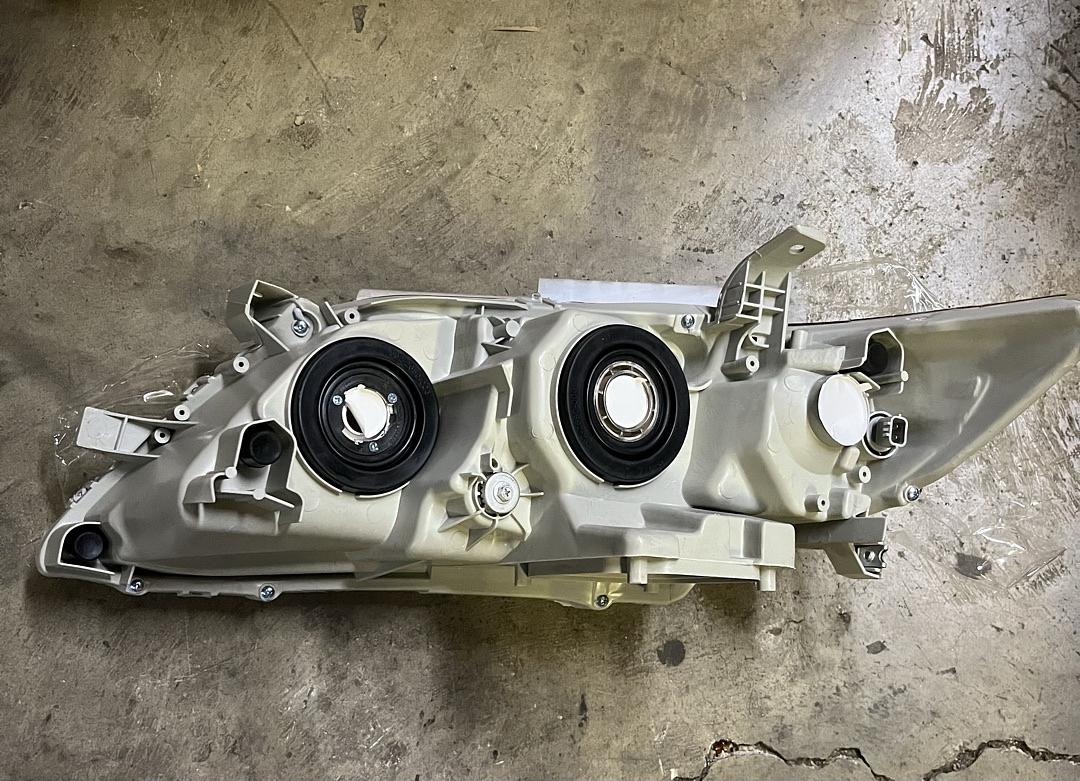 07-09 Toyota Camry LE Sedan ( Right Side)
