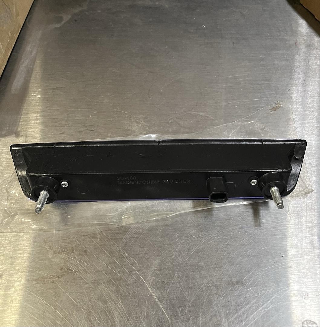 14-19 Nissan Rouge Brake Light Black