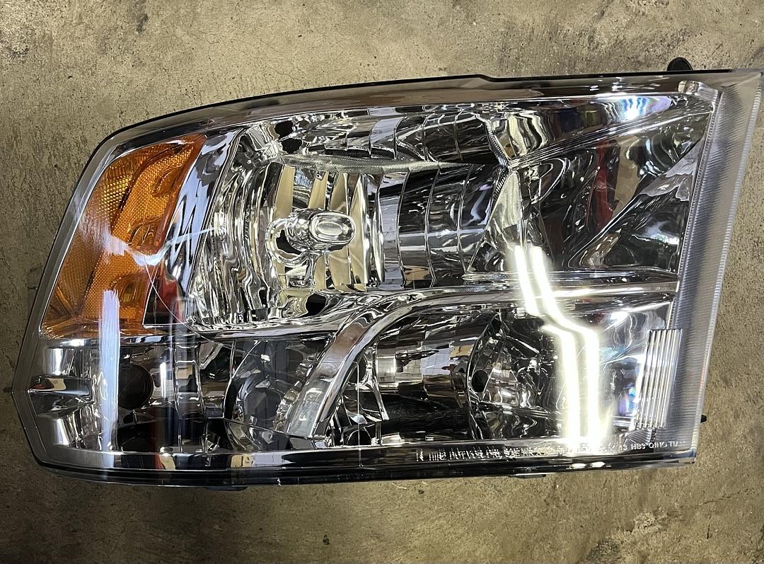 09-18 Dodge Ram Ch/Am Right Side