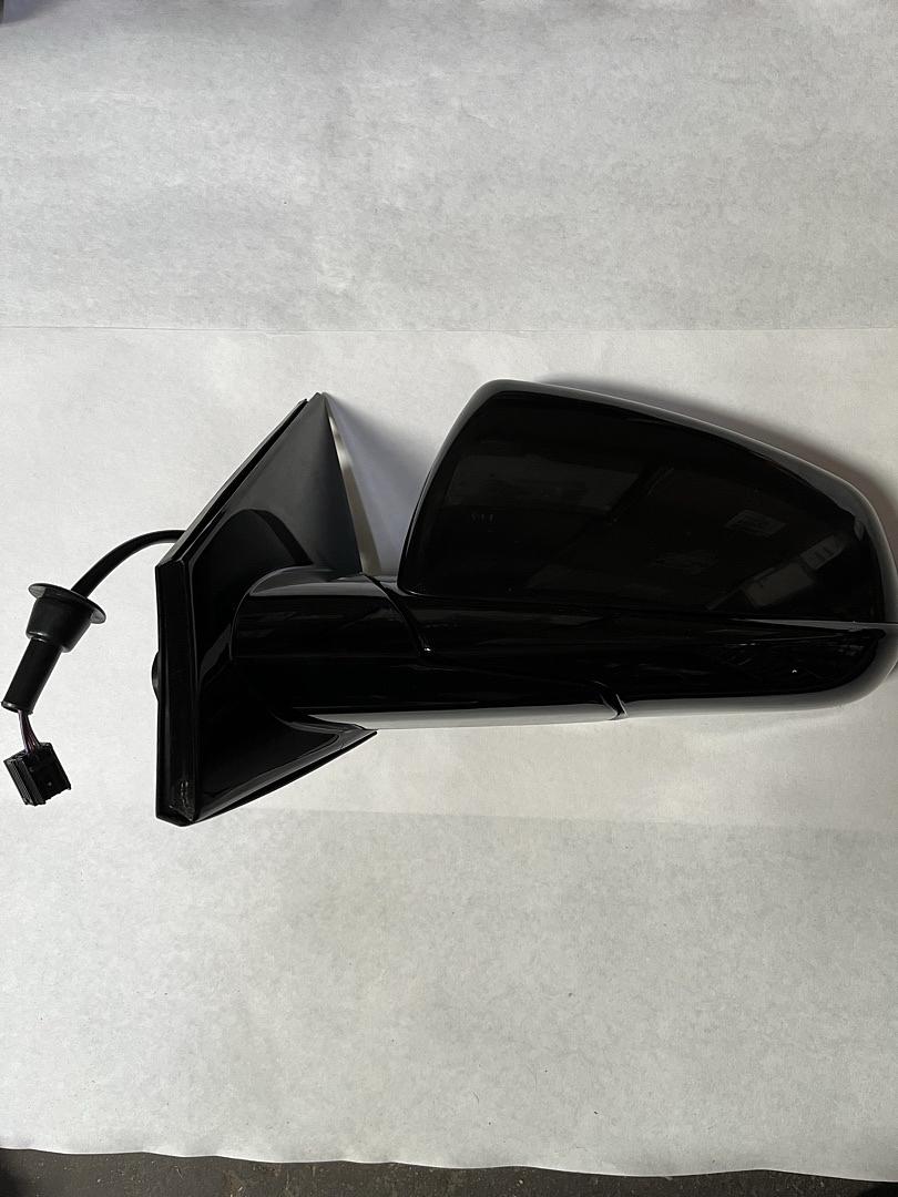 2010 to 2016 Cadillac SRX Left Driver Side Mirror Espejo izquierdo chofer