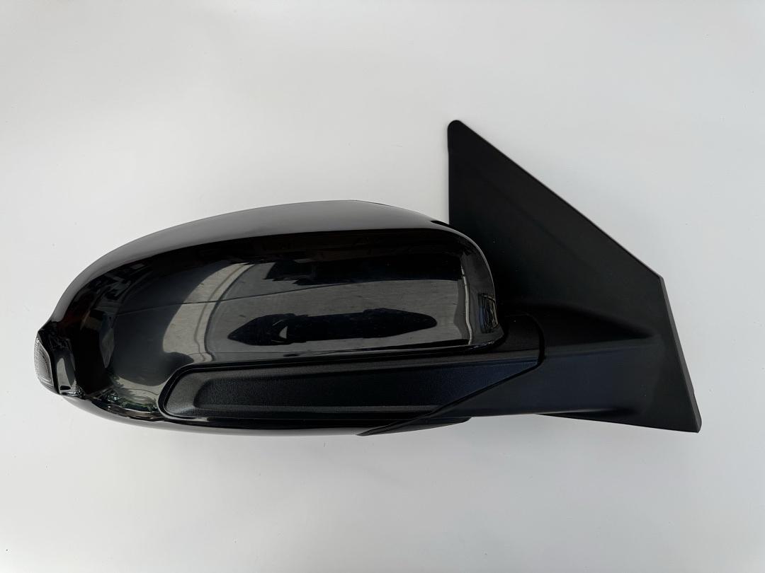 22-23 Hyundai Kona Passenger Right Side Mirror