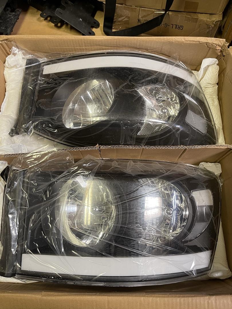 06-08 dodge ram 1500 led black/ clear headlights