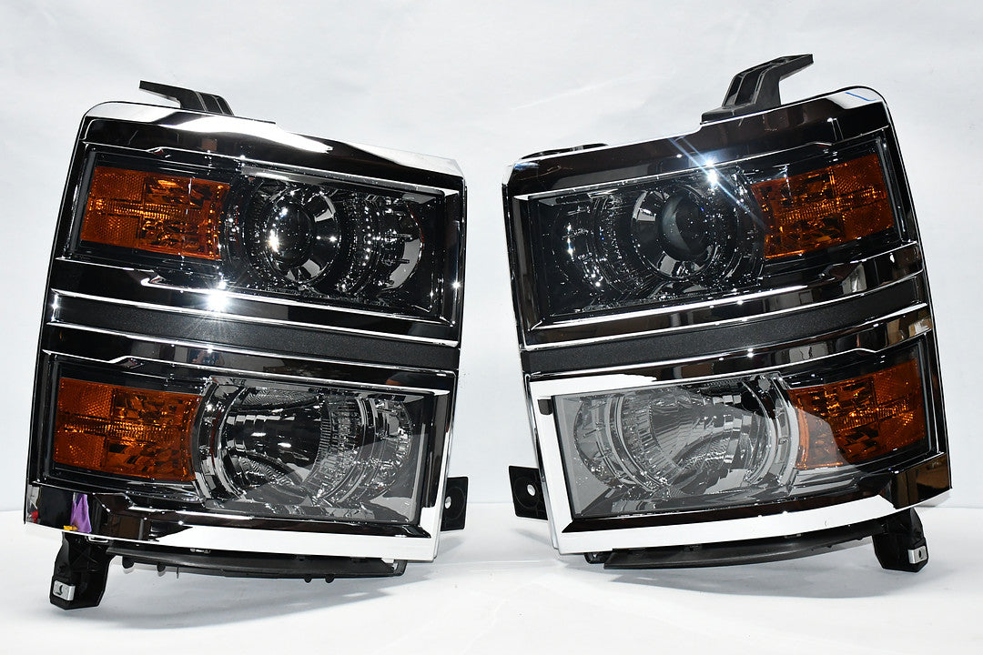 14-15 Chevy Silverado 1500 CHROME HOUSING AND SMOKED WITH AMBER HEADLIGHTS