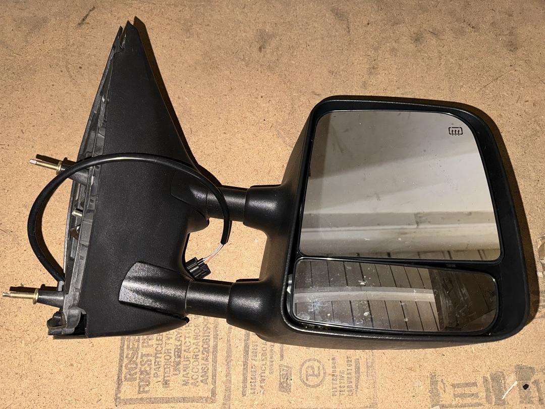 2004 to 2014 Nissan Pathfinder Armada Right Passenger Side Mirror Espejo Derecho Pasajero