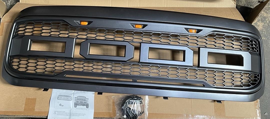 1999 to 2004 Ford F250 F350 Grey Raptor Style Grille Parrilla Griz