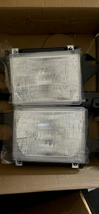 2 Piece 1987 to 1991 Ford Bronco F150 F250 F350 OEM STYLE Headlights Luces Micas Calaveras Faros Focos