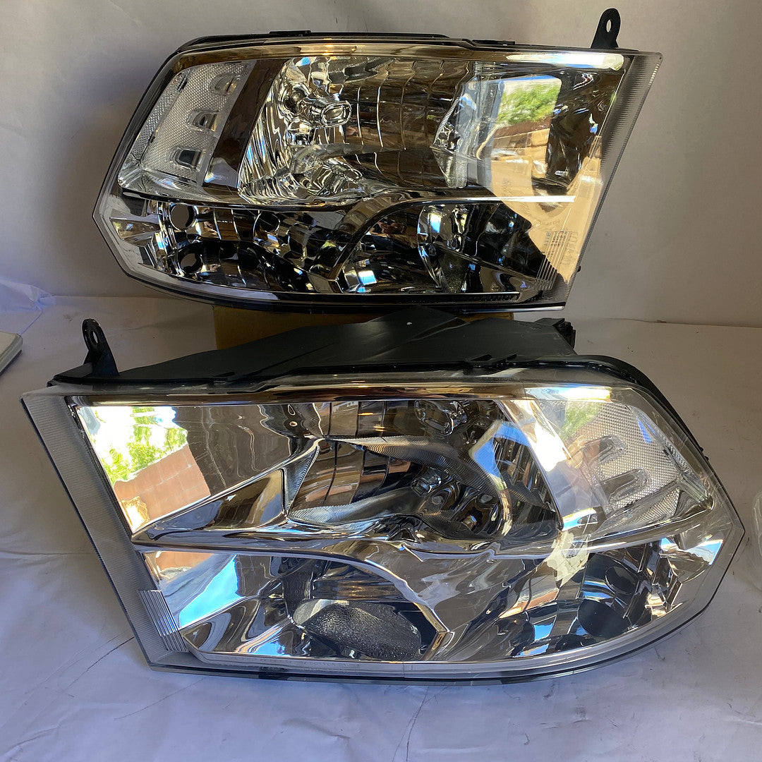 09-17 Dodge Ram 1500 clear lens chrome housing headlights