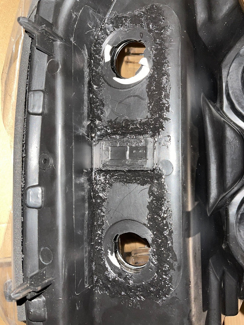 07-13 Chevy Silverado BLACK HOUSING AND CLEAR