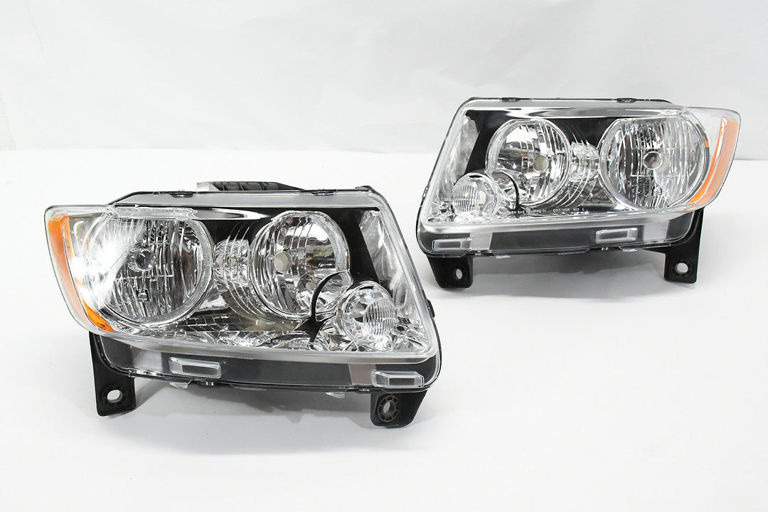 11-13 JEEP GRAND CHEROKEE CHROME HOUSING WITH CLEAR AND AMBER HEADLIGHTS