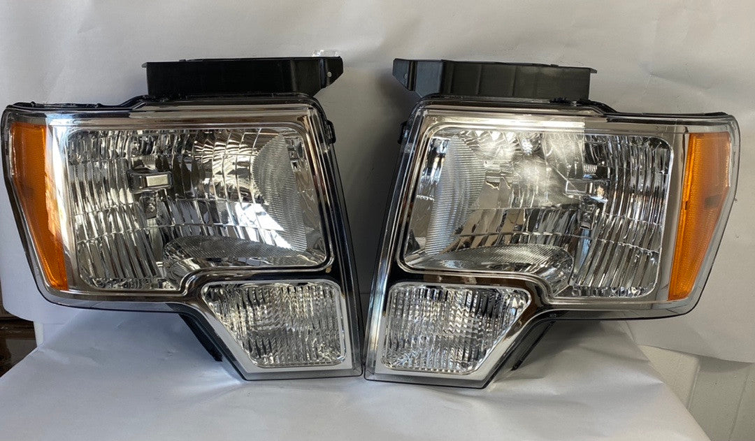 09-14 Ford F-150 HEADLIGHTS CH AM