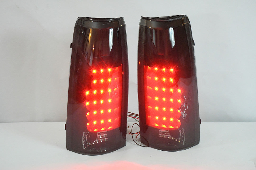 88 to 2000 Chevrolet Tahoe Suburban Blazer Escalade LED Smoked Tail Light Luces Traceras Calaveras