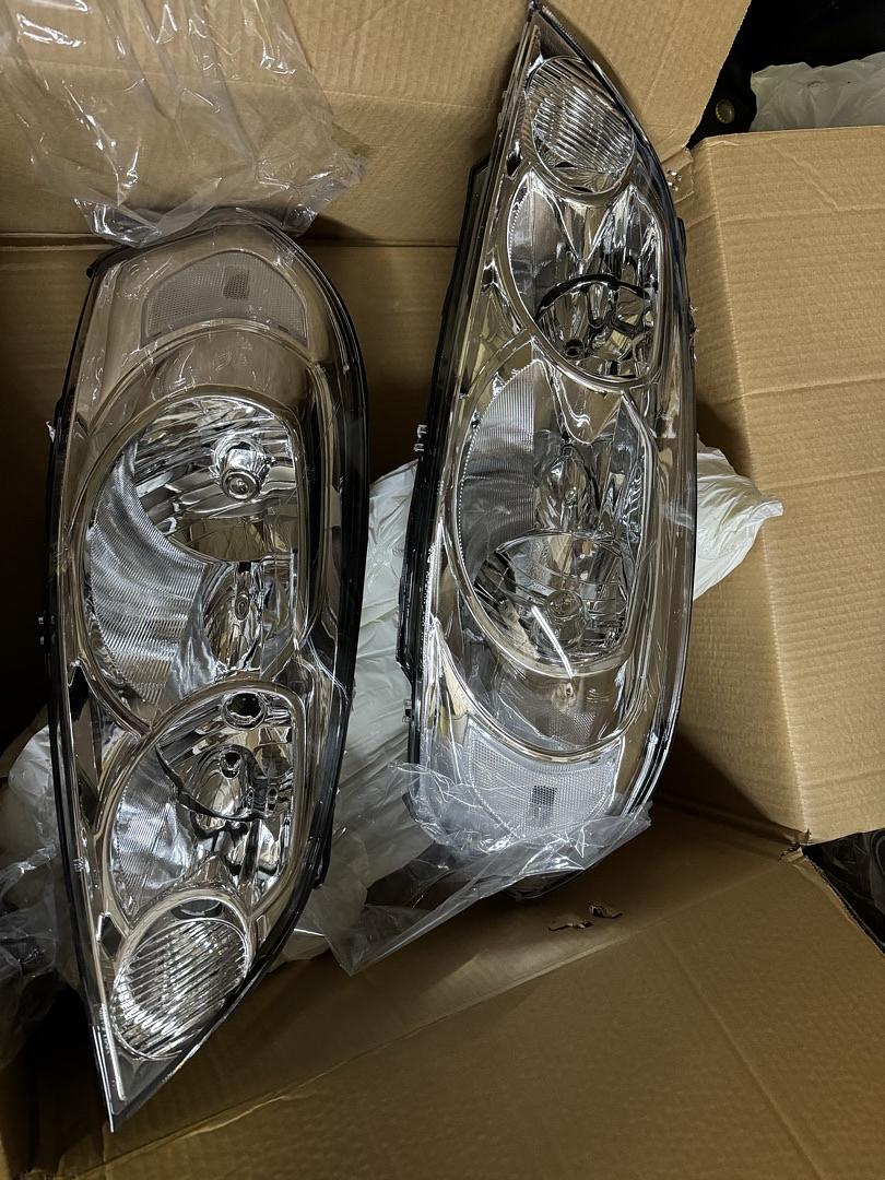 06-13 chevy impala 14-16 limited 06-07 monte carlo Chrome Housing Headlights Compatible with 06-13 Impala