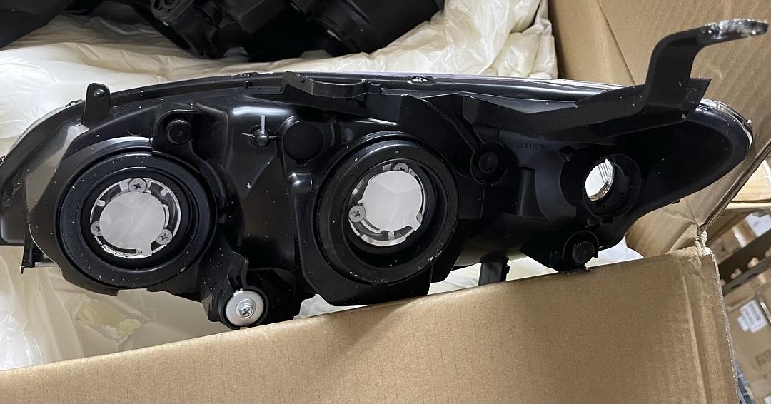 Pair of Headlights Compatible with 04-05 Civic 2Dr 4Dr,Black Housing Clear Corner