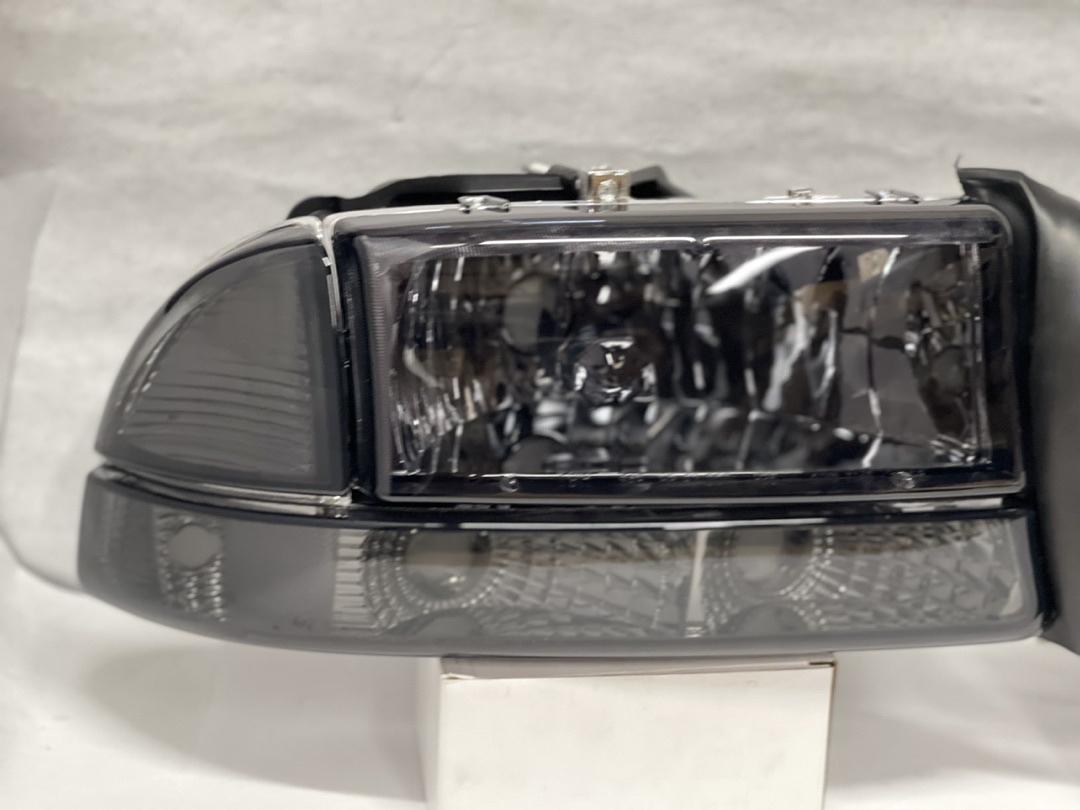 1997 To 2004 Dodge Durando Dakota OEM STYLE Headlights Luces Micas Calaveras Faros Focos Luz Light Smoked ahumadas