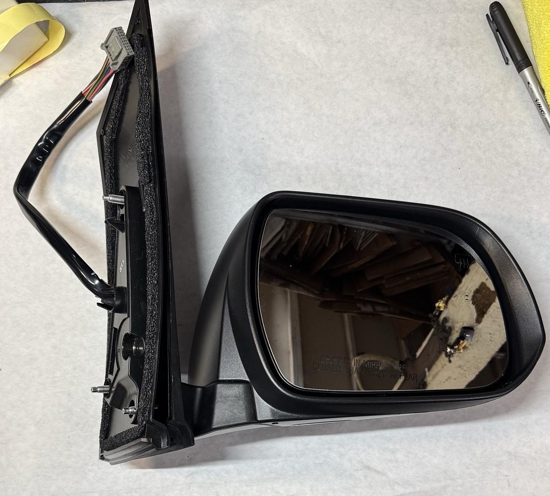 Toyota Sienna Passenger Side Power / Heat / Signal / Blind Spot / Puddle Light Mirror for 2013 to 2017