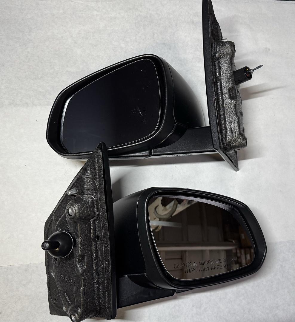 Pair OEM-MR-GM1321532 OEM Style Replacement Manual Adjustment Right Passenger Side Folding View Mirror Compatible with 2016-2018 Spark