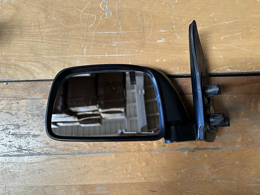 95-00 Toyota Tacoma Driver Left Side Black Mirror, Manual Adjustment