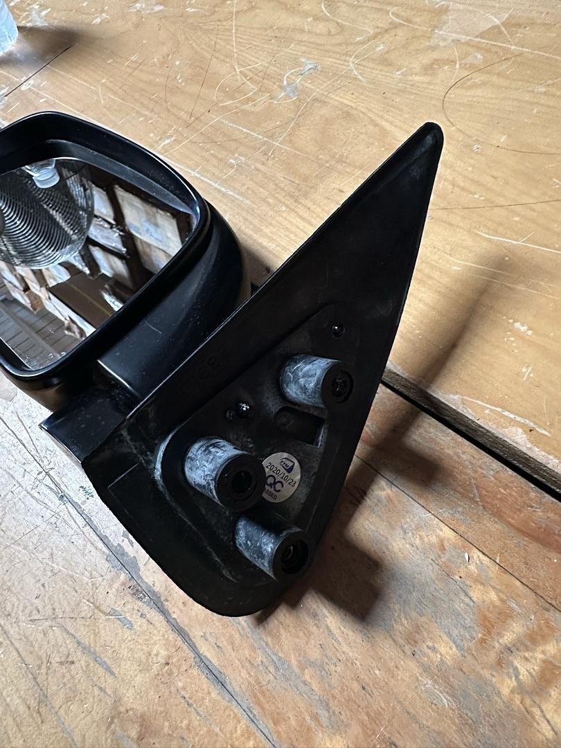 95-00 Toyota Tacoma Driver Left Side Black Mirror, Manual Adjustment