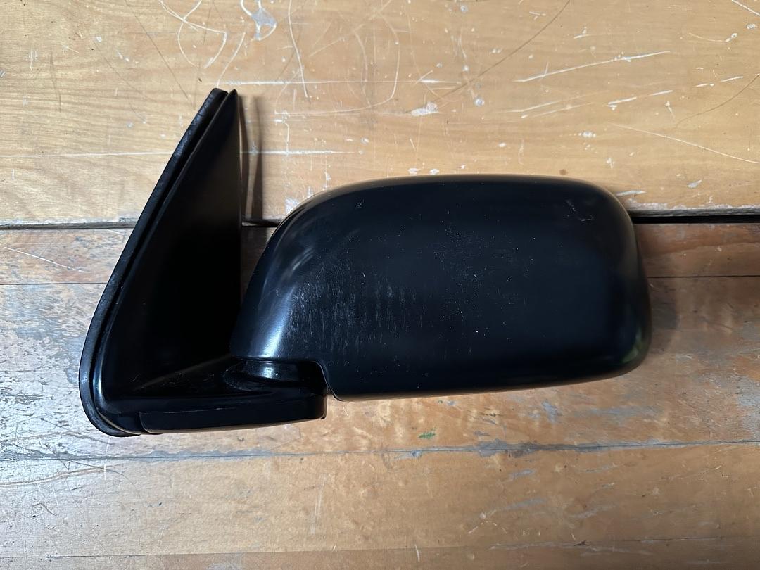 95-00 Toyota Tacoma Driver Left Side Black Mirror, Manual Adjustment