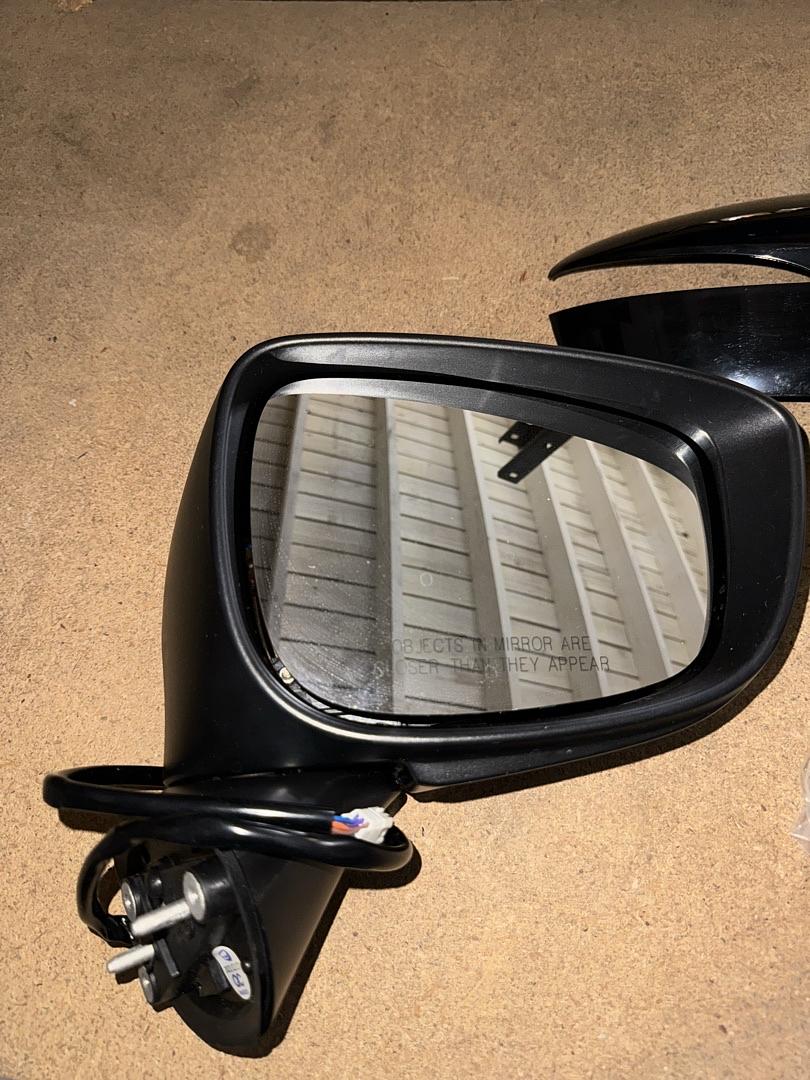 15-16 Mazda CX-5 Passenger Side Power Signal Mirror