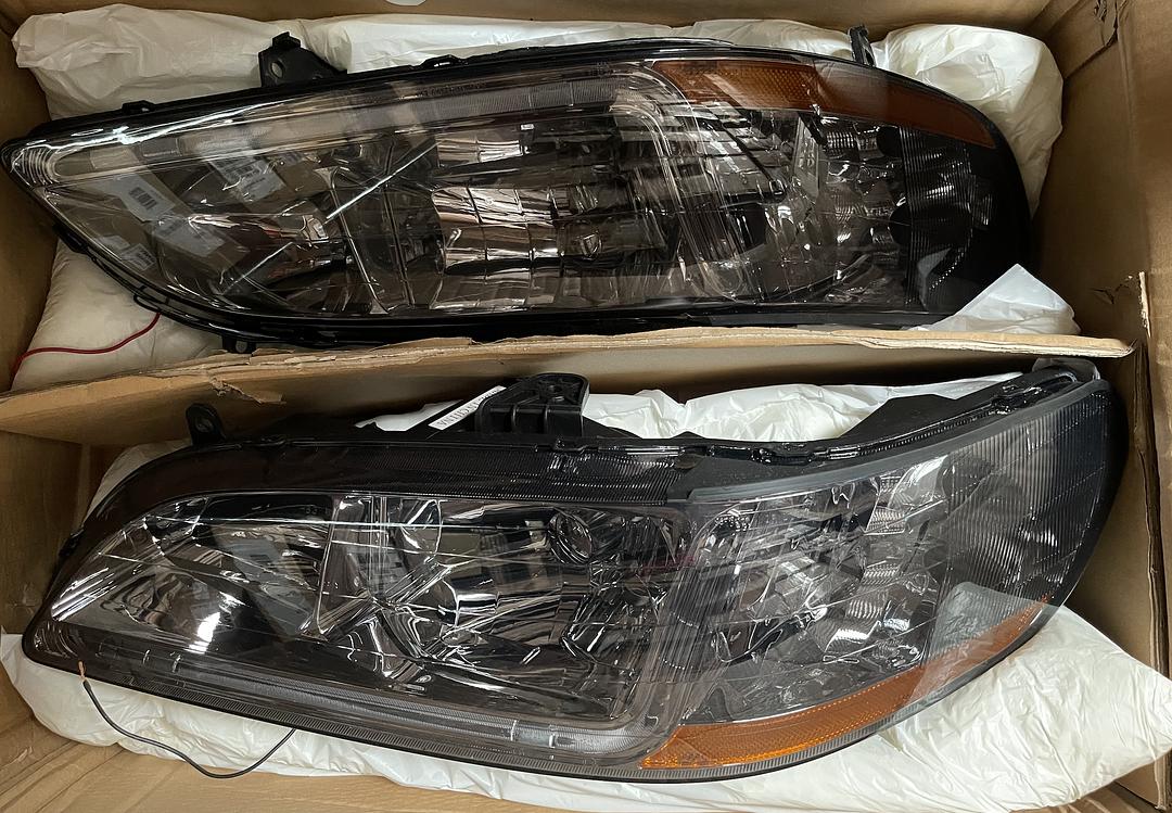 Headlight Honda Accord 1998 to 2002