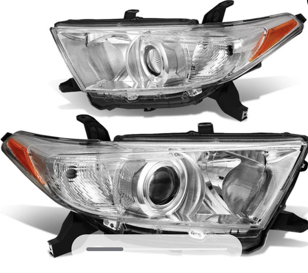 OB HL-OH-THI11-CH-AM For 2011 to 2013 Toyota Highlander OE Style Projector Headlight Chrome Housing Amber Corner Headlamps 12 Left + Right
