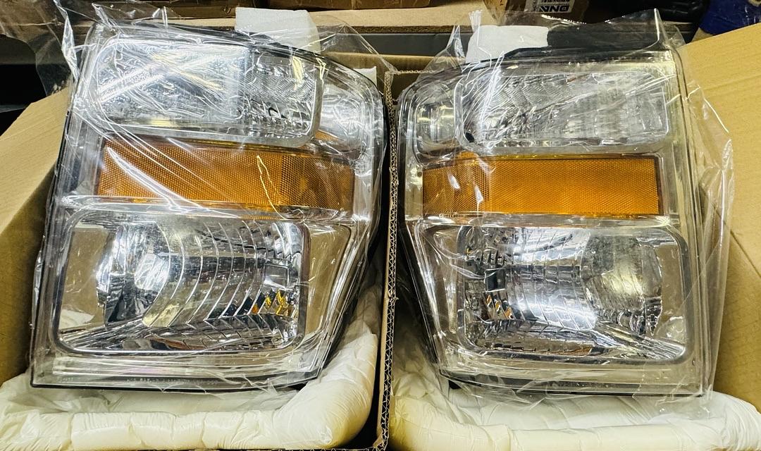 Chrome Amber Headlights for Ford F-250 /F-350 / F-450 Super duty for 2008 to 2010