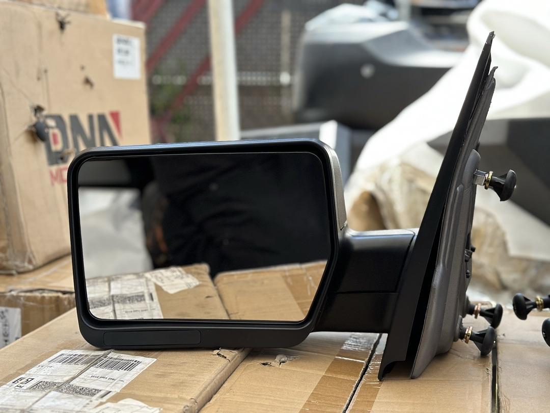 Manual Mirror for Ford F-150 for 2004 to 2014
