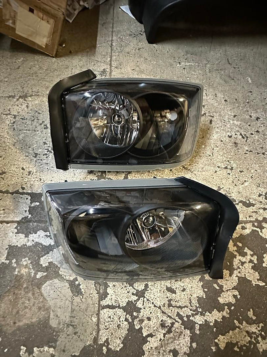 Dodge Dakota black clear headlights