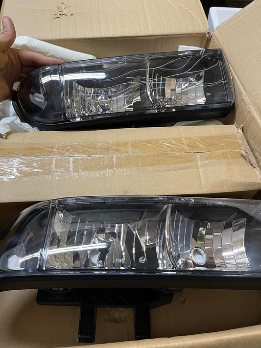 Single R and bottoms hl-oh-s10984p-BK-cl1 98-04 Chevrolet Blazer 98-04 Chevrolet S10