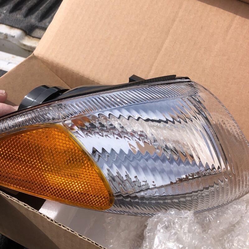Chrome Housing Factory Style Headlights Replacement For 93-97 Intrepid Headlight for 95-97 Dodge Intrepid