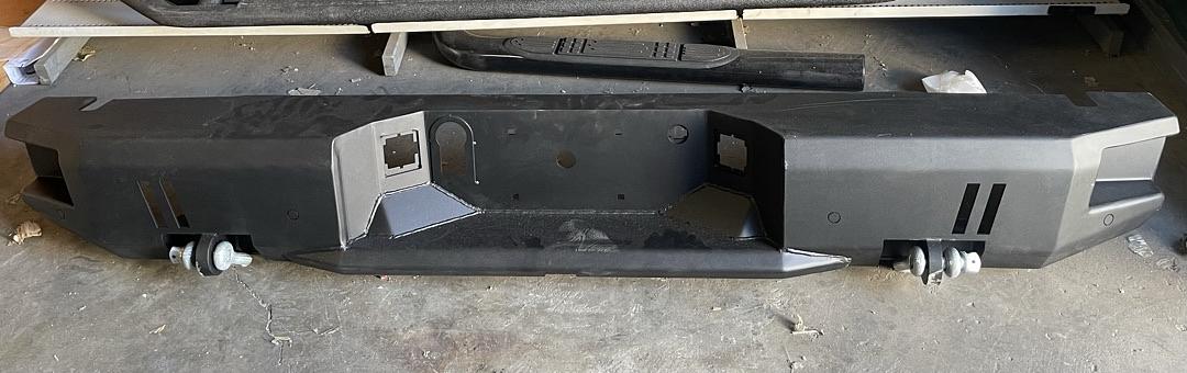 Heavy Duty Rear Step Bumper Assembly w/Dual D-Rings Shackles