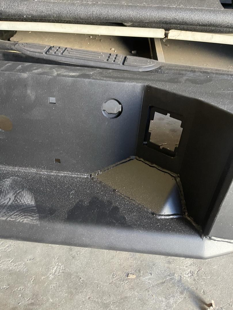 Heavy Duty Rear Step Bumper Assembly w/Dual D-Rings Shackles