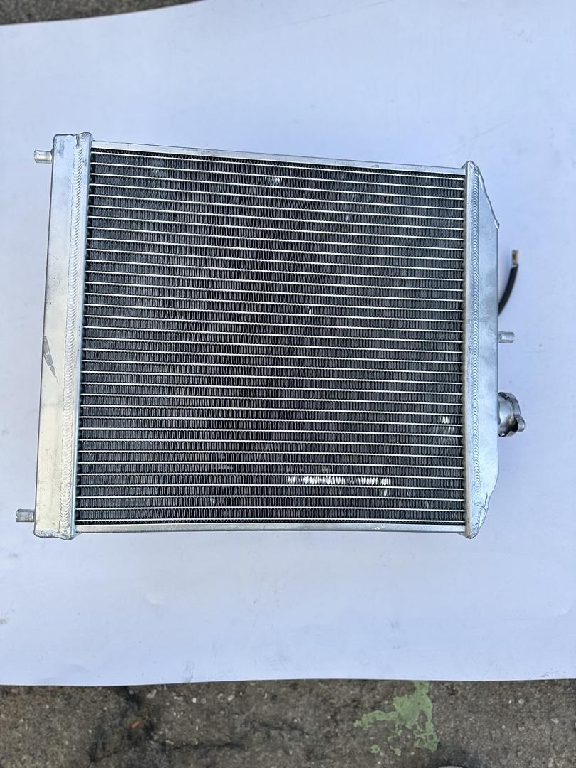 92-00 honda civic / 93-97 Del Sol / 94-01 integra Aluminum Radiator