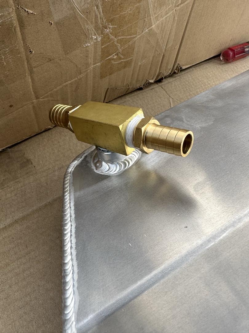 Aluminum Coolant Expansion Overflow Tank [Compatible with 97-04 CORVETTE]